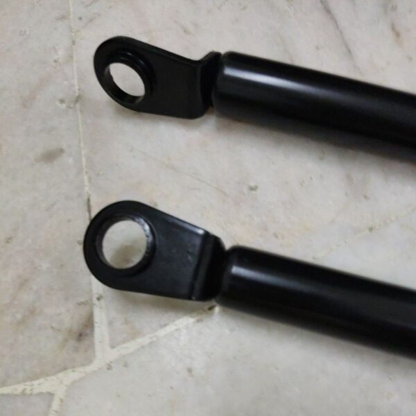 Absorber Belakang · 183-C20-LH/RH