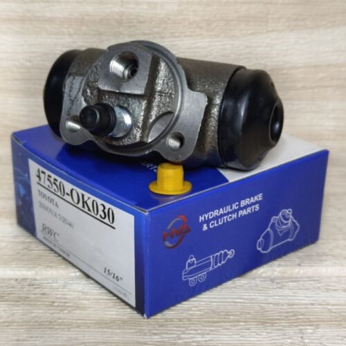 Pump Brek Belakang — Toyota Innova (2006–2015) · 47550-OK030
