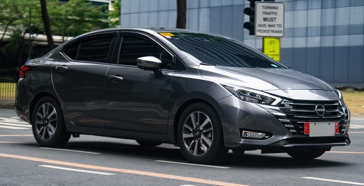 Nissan Almera