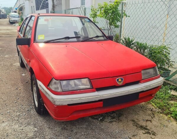 Proton Iswara — rupa kereta rujukan (Wikimedia Commons)